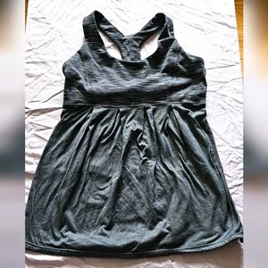 Lululemon workout tank